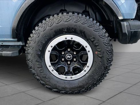 Used 2024 Ford Bronco Badlands image 10