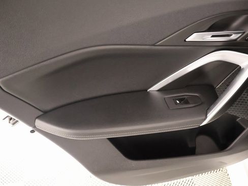 Used 2025 BMW X2 xDrive28i image 17