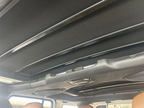 Used 2022 Jeep Wrangler Unlimited Sahara w/ Cold Weather Group image 18