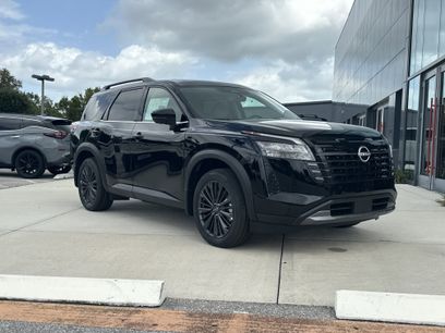 New 2026 Nissan Pathfinder SL