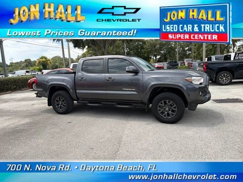 Used 2023 Toyota Tacoma SR5 AWD/4WD image 14