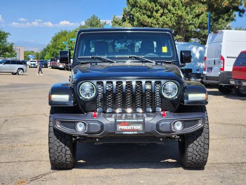 Used 2023 Jeep Gladiator Overland AWD/4WD image 5