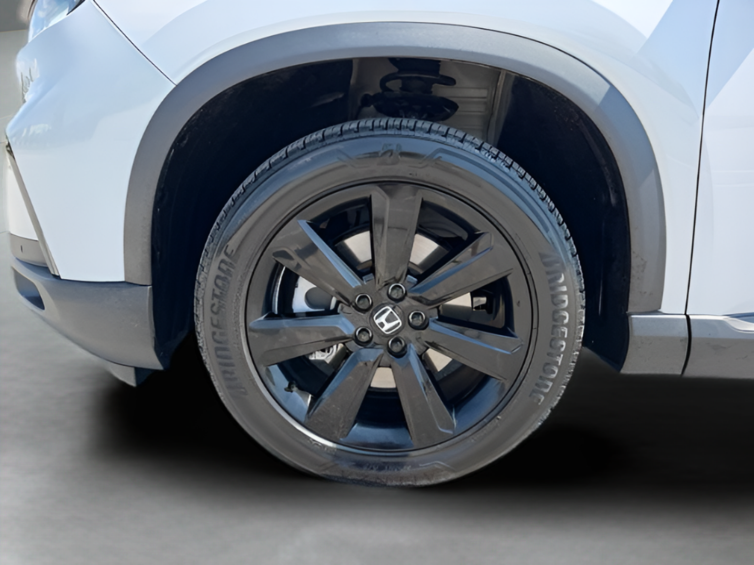 Certified 2025 Honda Pilot Black Edition image 37