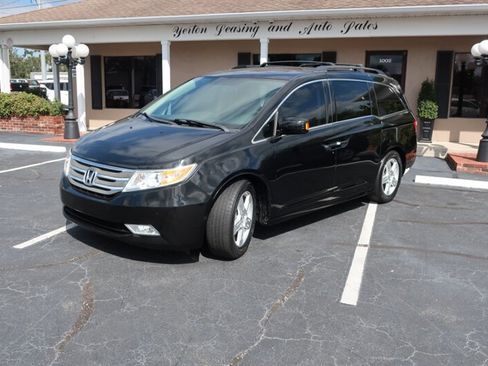 Used 2013 Honda Odyssey Touring image 1