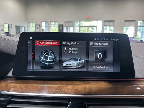 Used 2018 BMW M550i xDrive AWD/4WD image 63