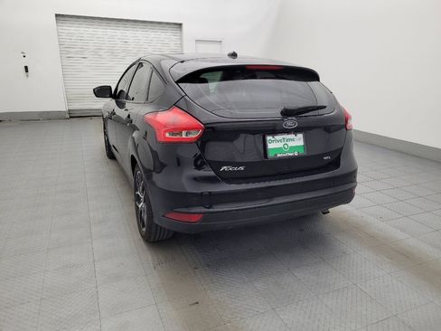 Used 2017 Ford Focus SEL image 6