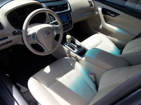 Used 2016 Nissan Altima 2.5 S w/ Power Driver Seat Package FWD image 26