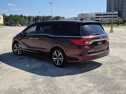 Used 2018 Honda Odyssey Elite image 4