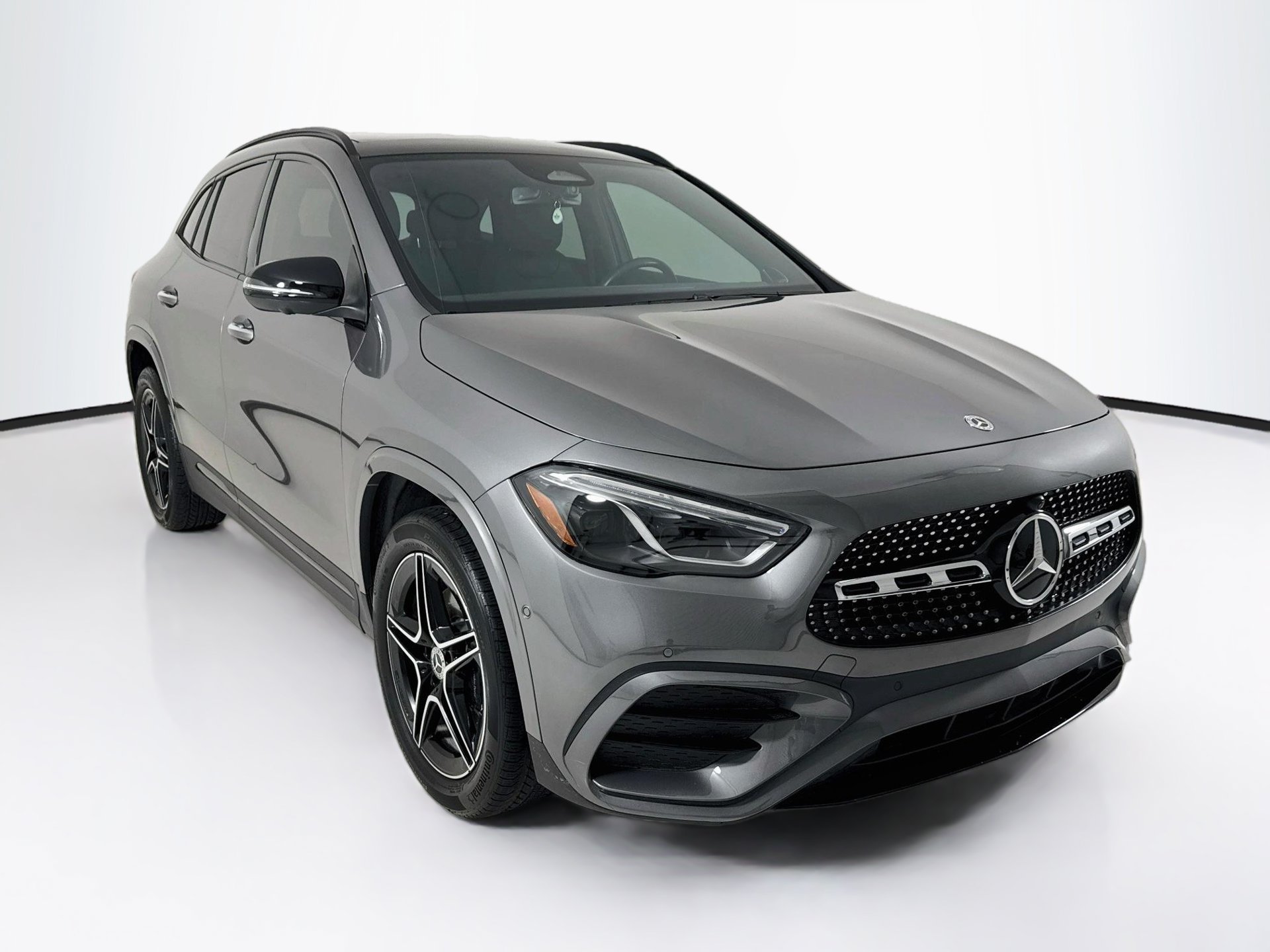Used 2025 Mercedes-Benz GLA 250 image 1