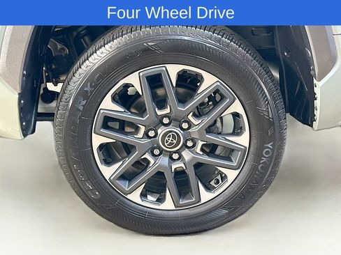 Used 2024 Toyota Tundra Limited AWD/4WD image 7