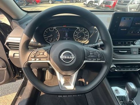 New 2025 Nissan Altima 2.5 SV w/ SV Special Edition Package image 25