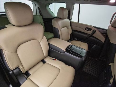 Used 2023 INFINITI QX80 Premium Select w/ Cargo Package image 28