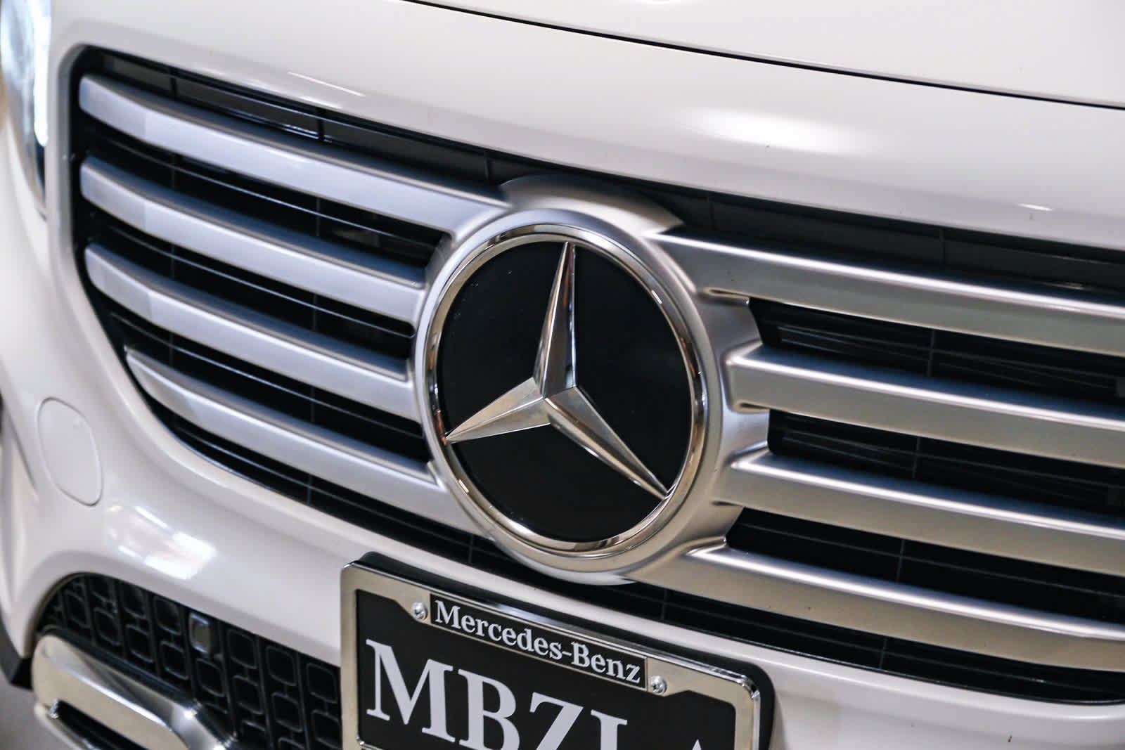 Used 2024 Mercedes-Benz GLB 250 image 13