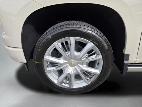 New 2026 Chevrolet Silverado 1500 High Country AWD/4WD image 26