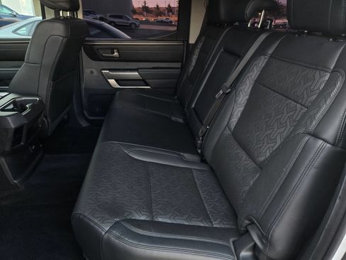 Used 2022 Toyota Tundra SR5 w/ SR5 Premium Package RWD image 11