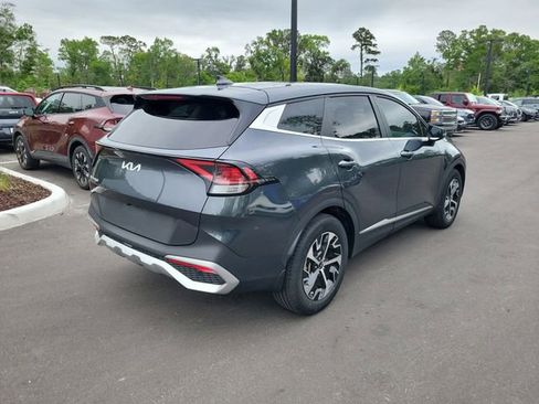 Used 2024 Kia Sportage EX FWD image 2