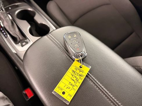 Used 2023 Chevrolet Malibu LT image 25