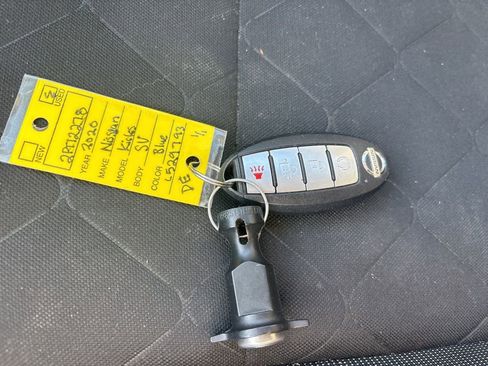 Used 2020 Nissan Kicks SV FWD image 12