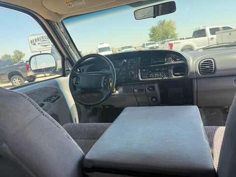 Used 2001 Dodge Ram 1500 Truck 4x4 Quad Cab image 24