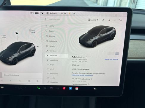 Used 2021 Tesla Model Y Long Range image 19