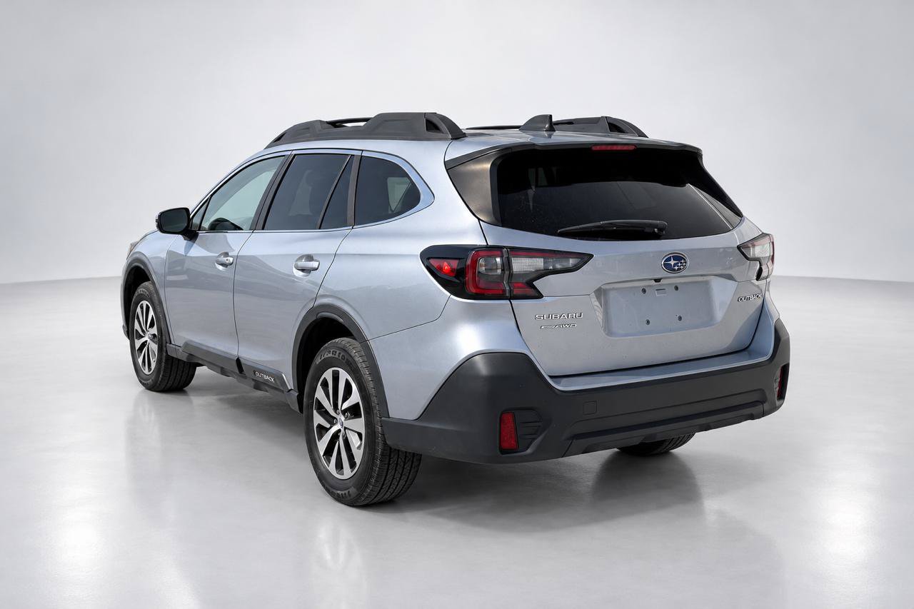 Used 2022 Subaru Outback Premium AWD/4WD image 7