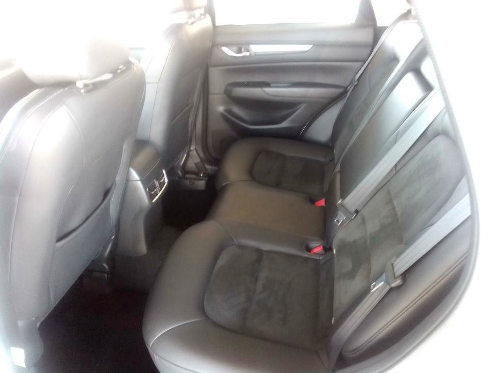 Used 2018 MAZDA CX-5 Touring w/ Preferred Equipment Package FWD image 17