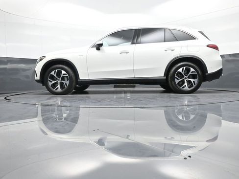 Used 2025 Mercedes-Benz GLC 350e 4MATIC image 37