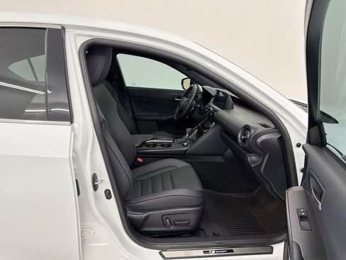 Used 2023 Lexus IS 350 F Sport w/ Navigation Package image 31