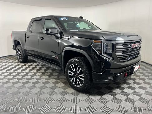 Certified 2024 GMC Sierra 1500 AT4 w/ Technology Package AWD/4WD image 17
