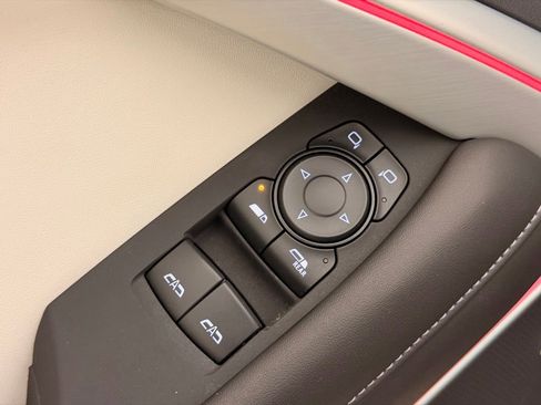 Certified 2024 Chevrolet Camaro SS image 2