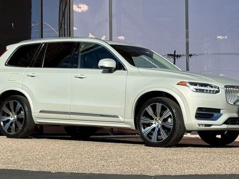 Used 2020 Volvo XC90 T6 Inscription w/ Protection Package image 27