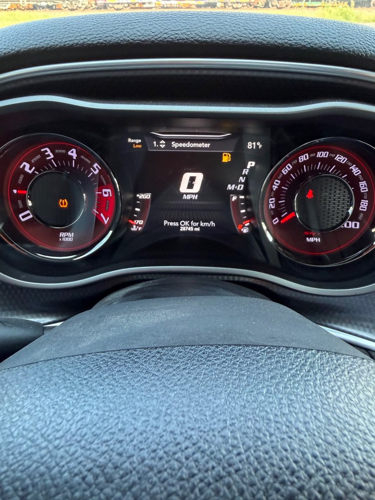 Used 2015 Dodge Challenger SRT Hellcat RWD image 34