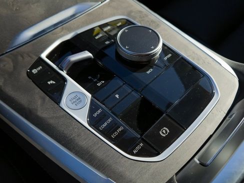 New 2026 BMW X5 sDrive40i w/ M Sport Package image 12