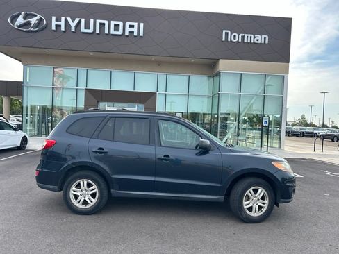 Used 2011 Hyundai Santa Fe GLS FWD image 10
