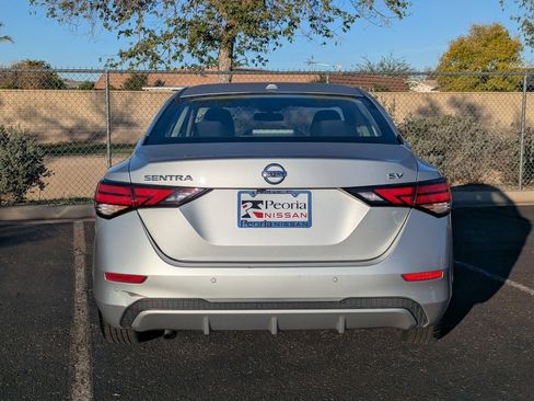 Certified 2023 Nissan Sentra SV image 5