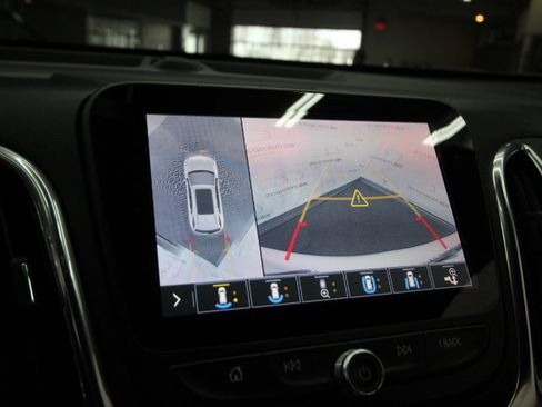 Used 2021 Chevrolet Equinox Premier image 20