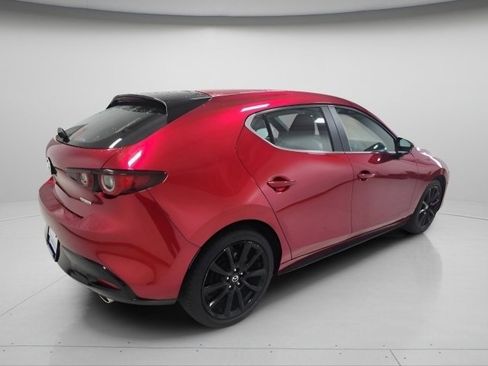Used 2024 MAZDA MAZDA3 s image 11
