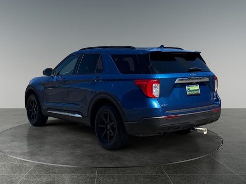 Used 2020 Ford Explorer XLT AWD/4WD image 7
