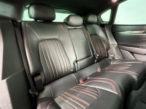 Used 2023 Maserati Levante GT image 22