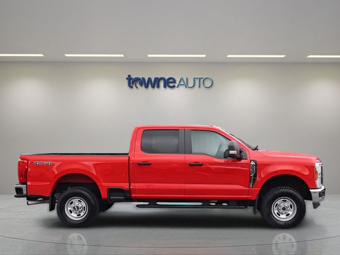 Used 2025 Ford F250 XL w/ XL Off-Road Package AWD/4WD image 6