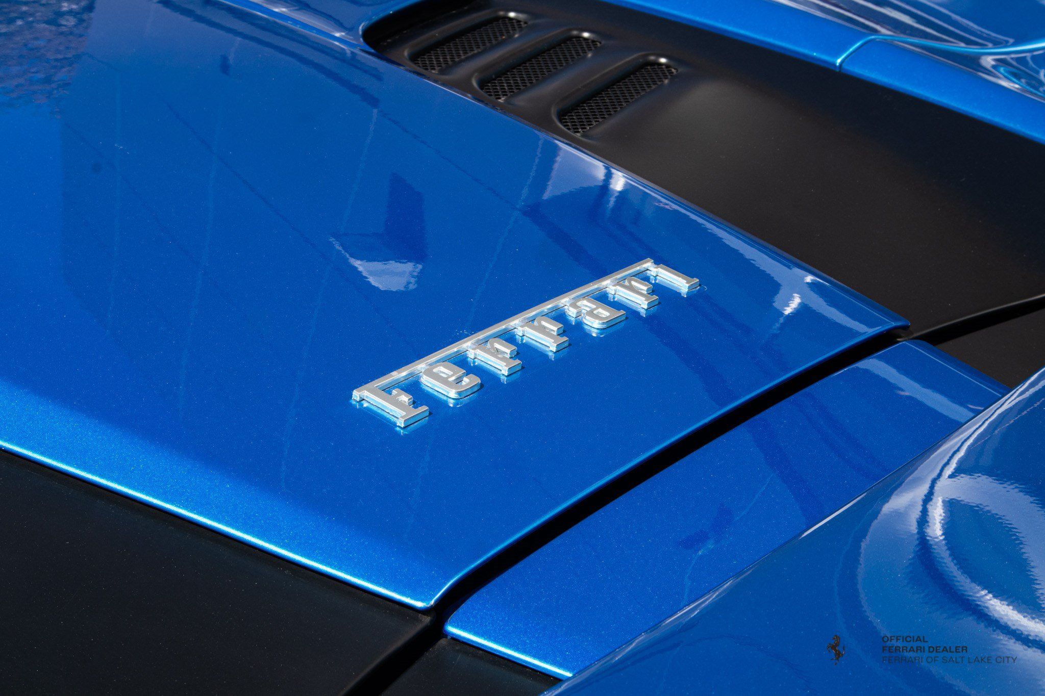Used 2022 Ferrari F8 Tributo RWD image 6