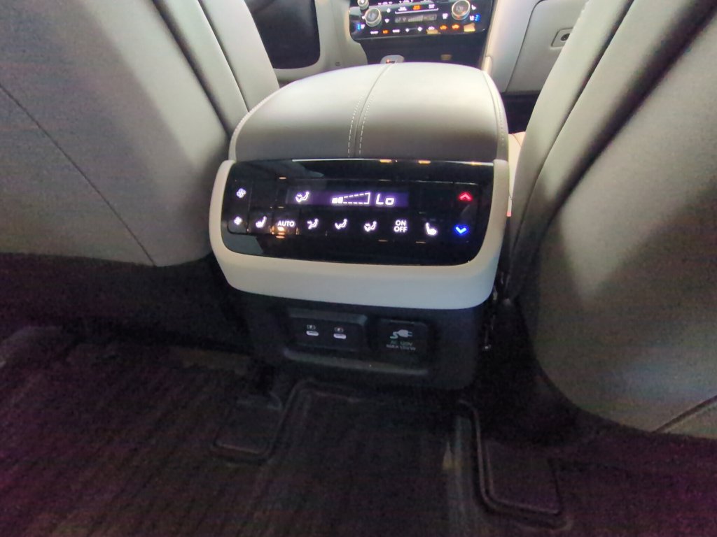 Certified 2026 INFINITI QX60 Autograph w/ Dark Cargo Package AWD/4WD image 29