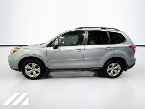 Used 2016 Subaru Forester 2.5i Premium AWD/4WD image 8