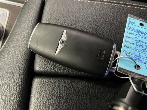 Used 2021 Genesis GV80 2.5T w/ Advanced Package 02 image 33