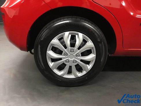 Used 2013 Kia Soul FWD image 16
