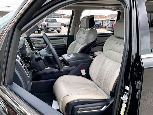 Used 2025 RAM 1500 Tungsten image 8