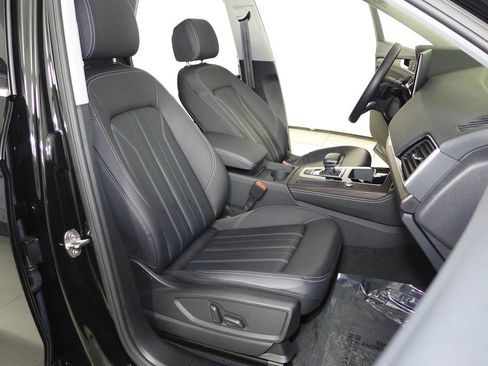 Used 2023 Audi Q5 2.0T Premium Plus w/ Premium Plus Package image 19