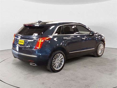 Used 2019 Cadillac XT5 Luxury w/ Advanced Security Package image 5