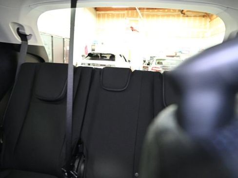 Used 2025 Subaru Ascent Premium image 40