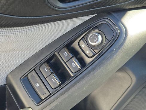 Used 2023 Subaru Crosstrek 2.0i Premium image 18